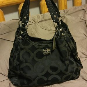 **Already sold!!**Coach Madison Op Art Maggie